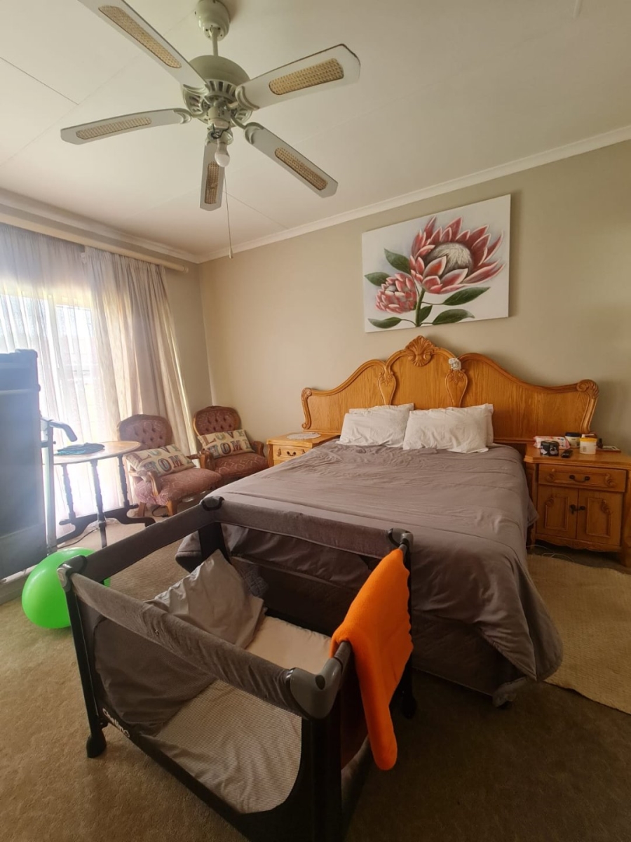 3 Bedroom Property for Sale in Vaalpark Free State
